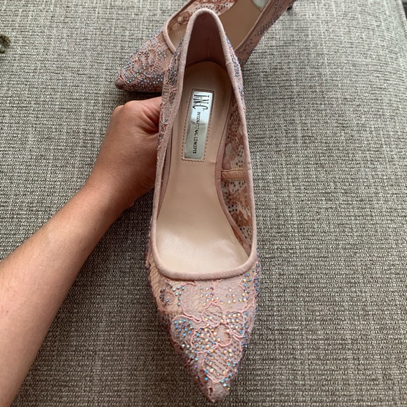 INC International Concepts katyah petal pump - Picture 7 of 10
